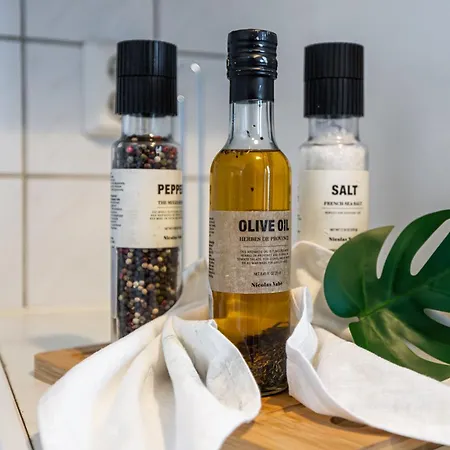 Arctic Escape By Booklapland ロヴァニエミ