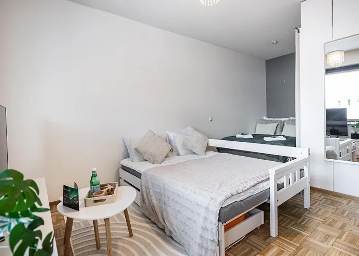 Arctic Escape By Booklapland * 罗瓦涅米